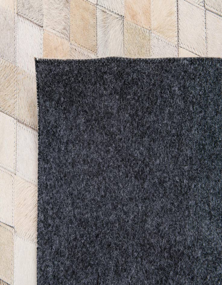 Detail image of  6' x 9' Cowhide Stocks Rug