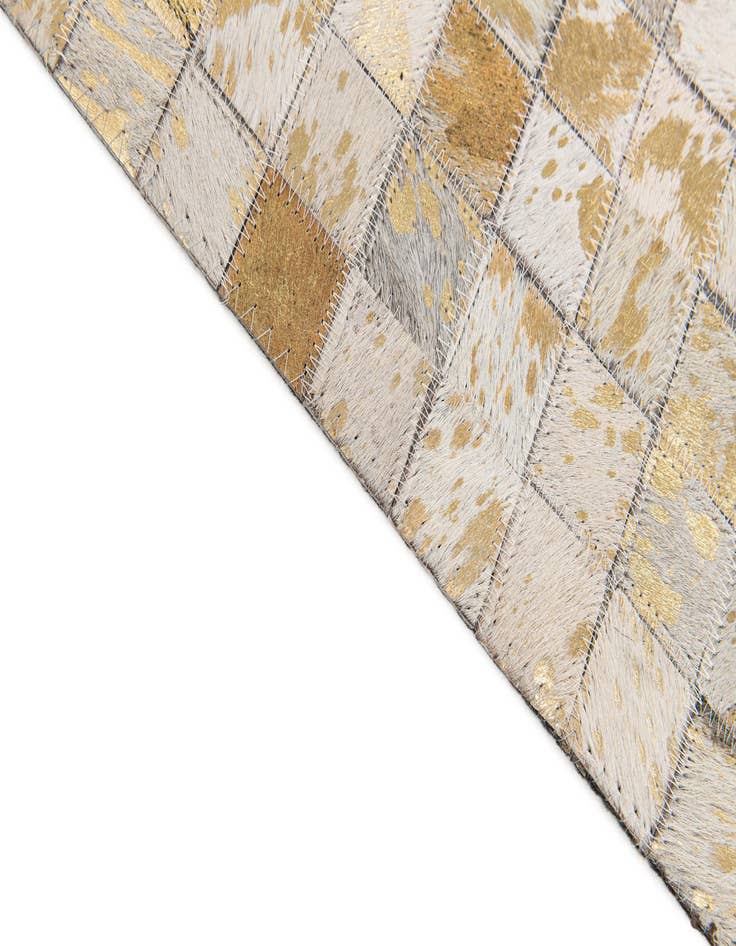 Detail image of  6' x 9' Cowhide Stocks Rug