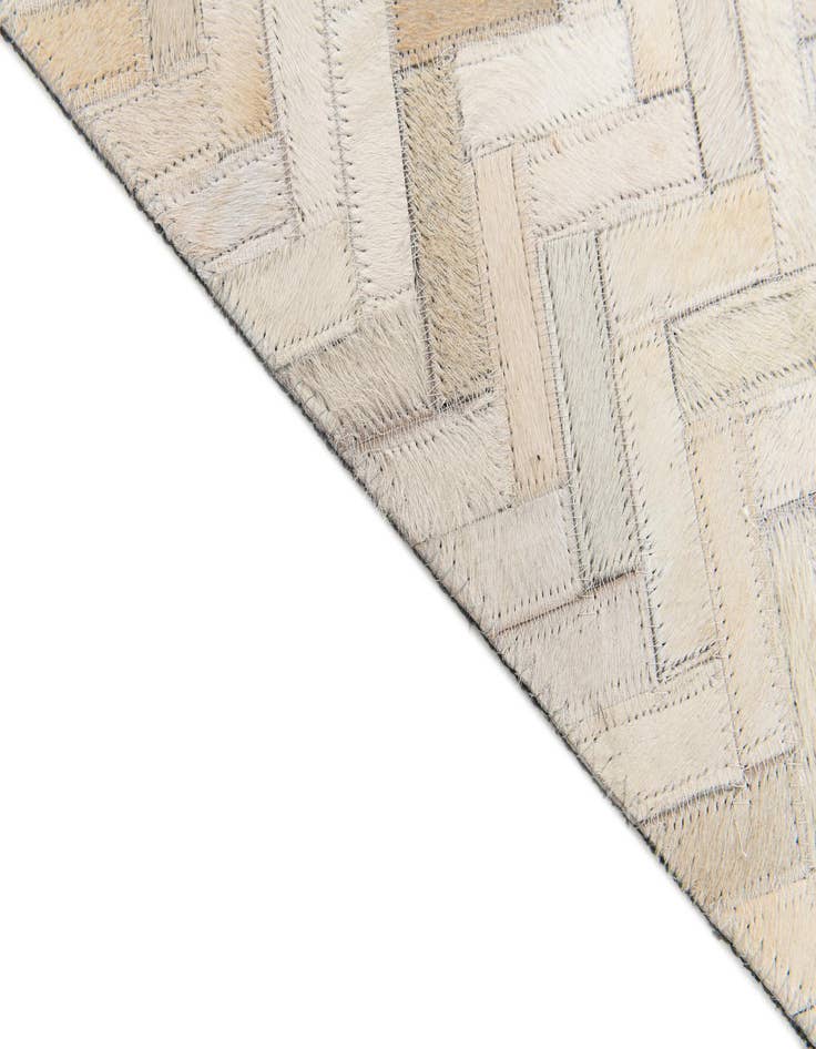 Detail image of  4' 10 x 7' 7 Cowhide Stocks Rug