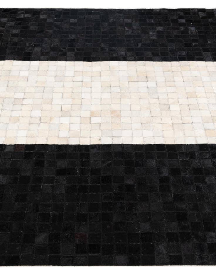 Detail image of  4' 11 x 8' Cowhide Stocks Rug