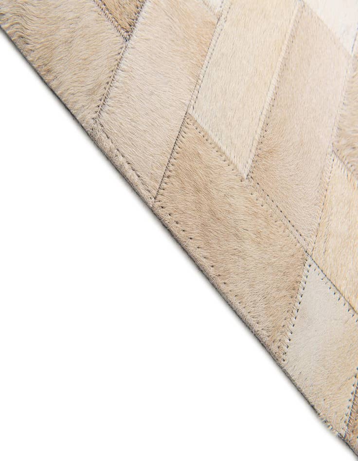 Detail image of  4' 11 x 7' 11 Cowhide Stocks Rug