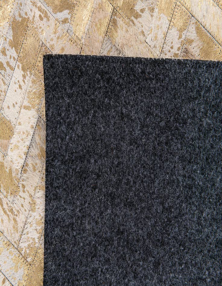 Detail image of  5' 5 x 7' 6 Cowhide Stocks Rug