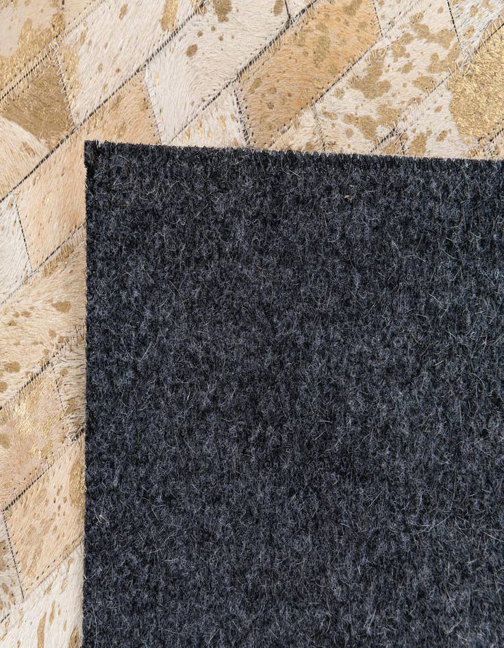 Detail image of  4' 9 x 6' 7 Cowhide Stocks Rug