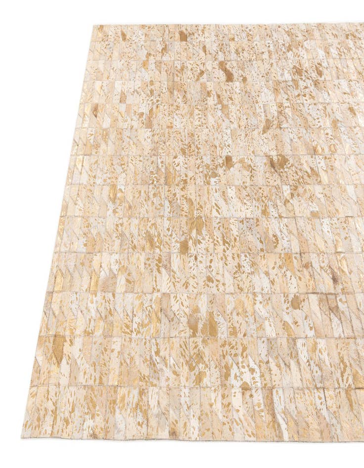 Detail image of  4' 8 x 6' 6 Cowhide Stocks Rug