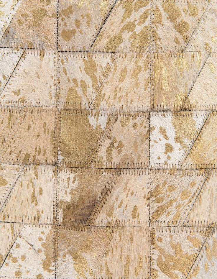 Detail image of  4' 8 x 6' 6 Cowhide Stocks Rug