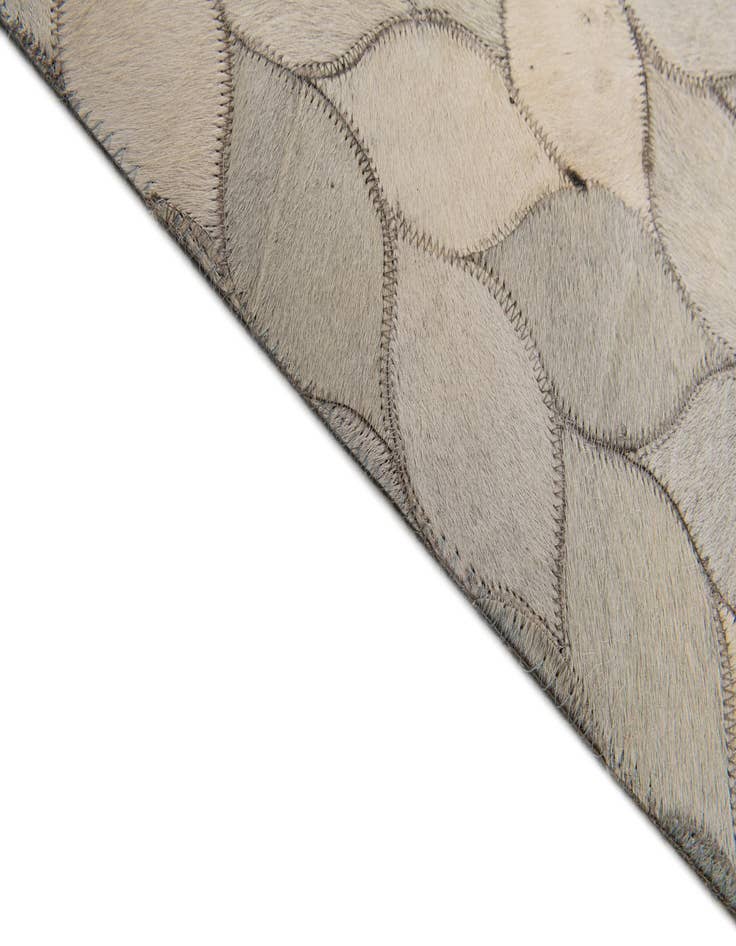 Detail image of  4' 1 x 6' Cowhide Stocks Rug