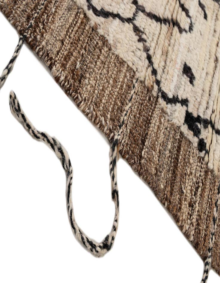 Detail image of  6' 4 x 10' 1  Hand Knotted Darya Wool Rug