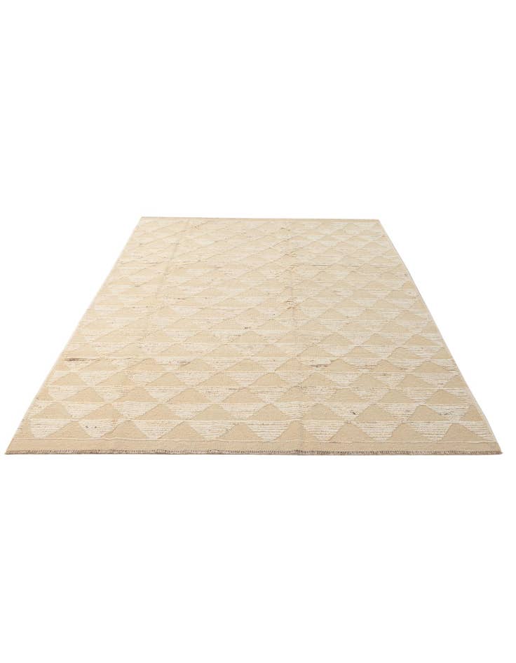 Detail image of  6' 5 x 9' 2  Hand Knotted Darya Wool Rug