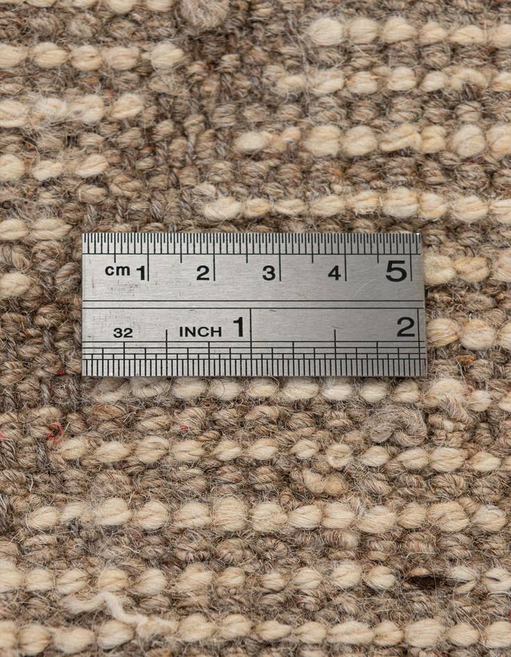 Detail image of  6' 7 x 9' 9  Hand Knotted Darya Wool Rug