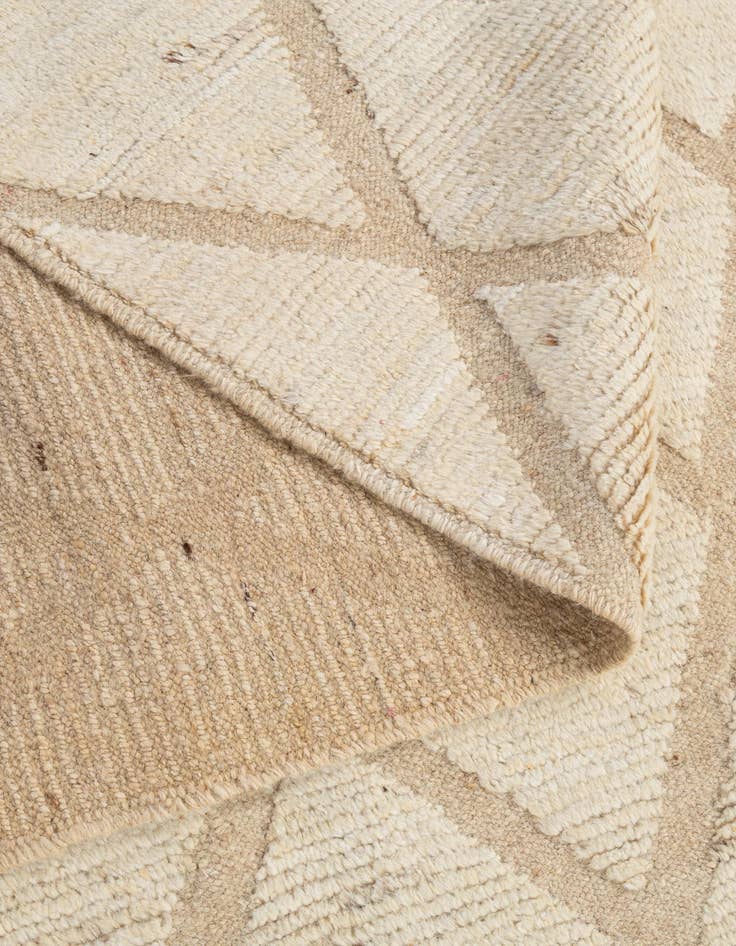 Detail image of  7' x 9' 11  Hand Knotted Darya Wool Rug