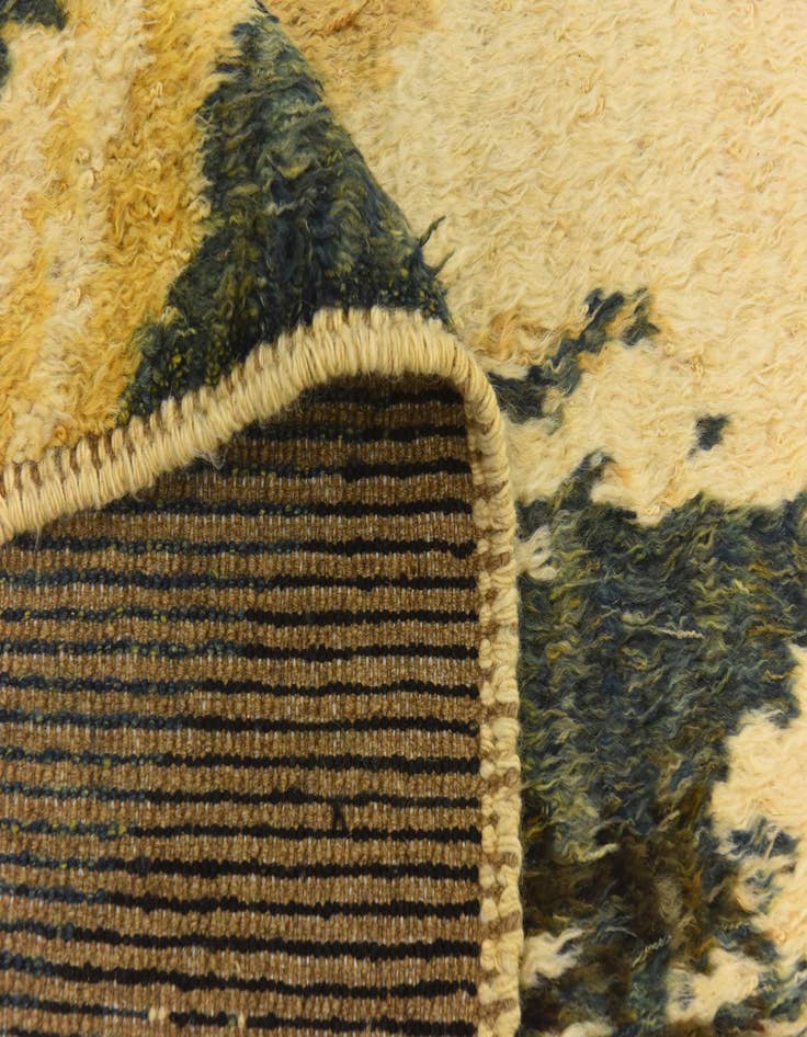 Detail image of  6' 9 x 9' 1  Hand Knotted Darya Wool Rug