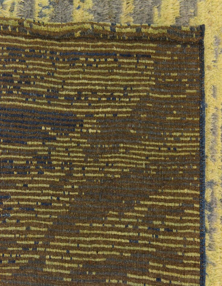 Detail image of  6' 6 x 9' 6  Hand Knotted Darya Wool Rug