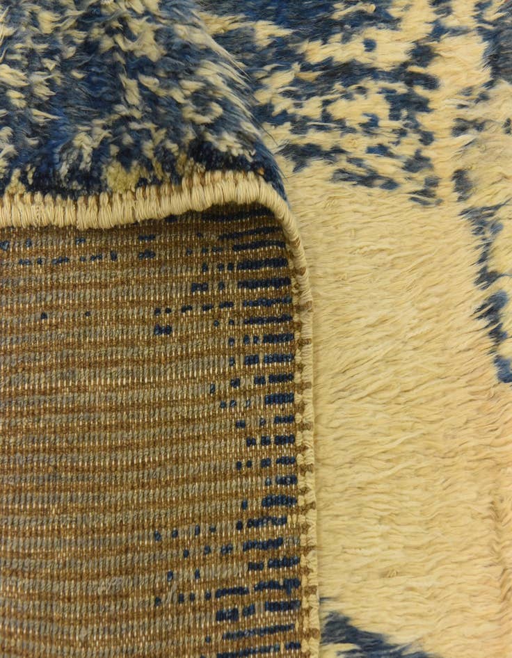 Detail image of  6' 9 x 9'  Hand Knotted Darya Wool Rug