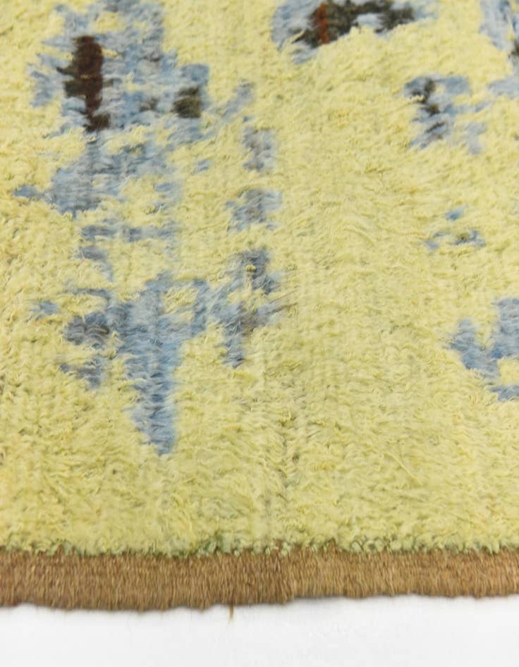 Detail image of  4' 10 x 6'  Hand Knotted Darya Wool Rug