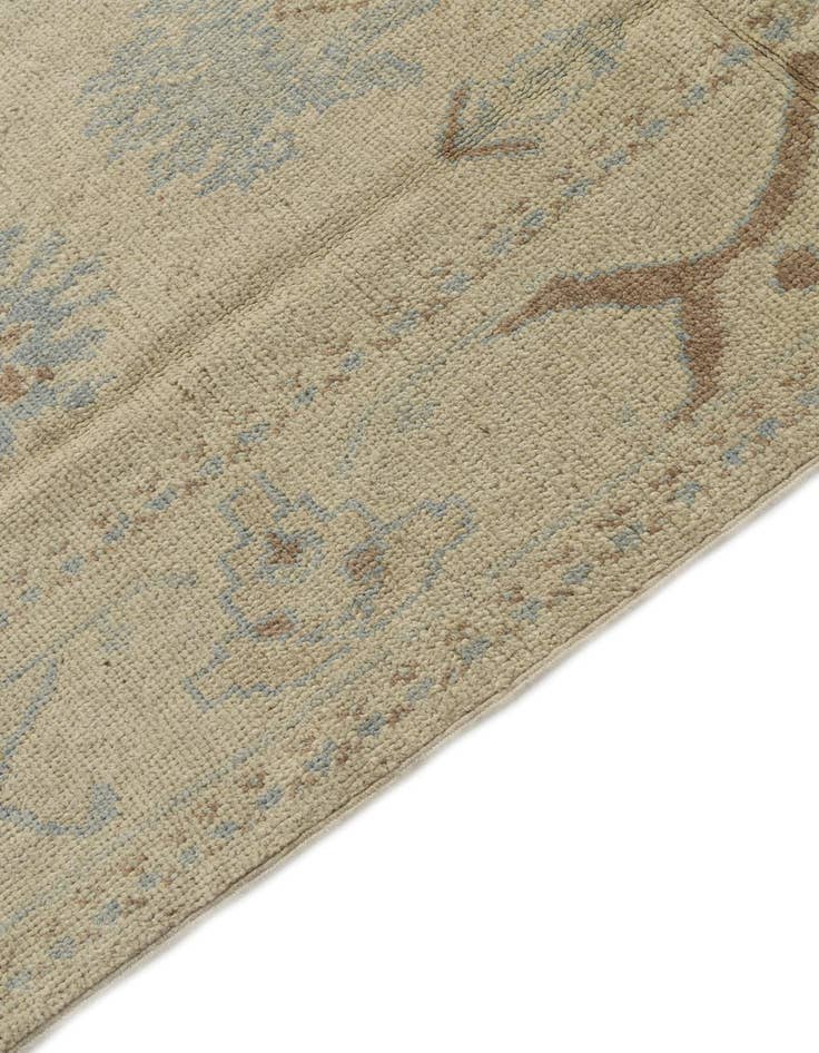 Detail image of  4' 8 x 6' 9  Hand Knotted Darya Wool Rug