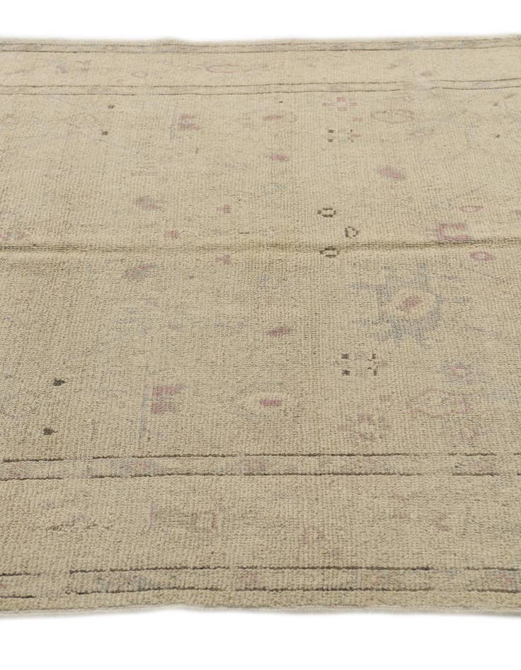 Detail image of  4' 9 x 6' 3  Hand Knotted Darya Wool Rug