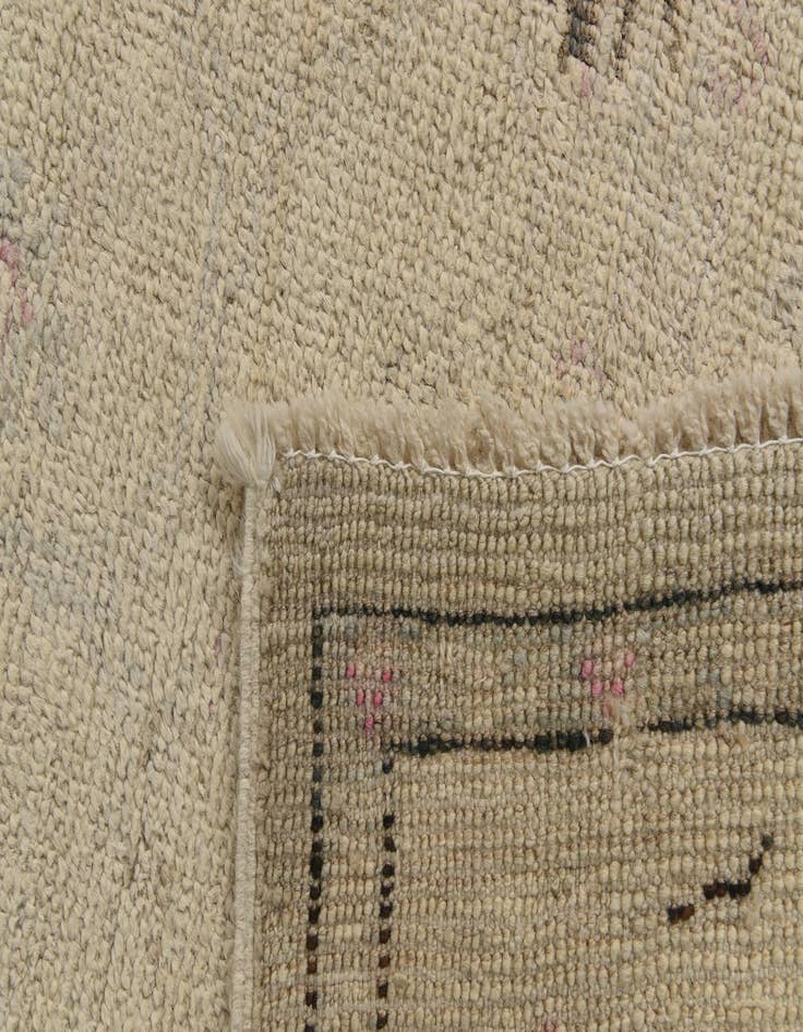 Detail image of  4' 9 x 6' 3  Hand Knotted Darya Wool Rug