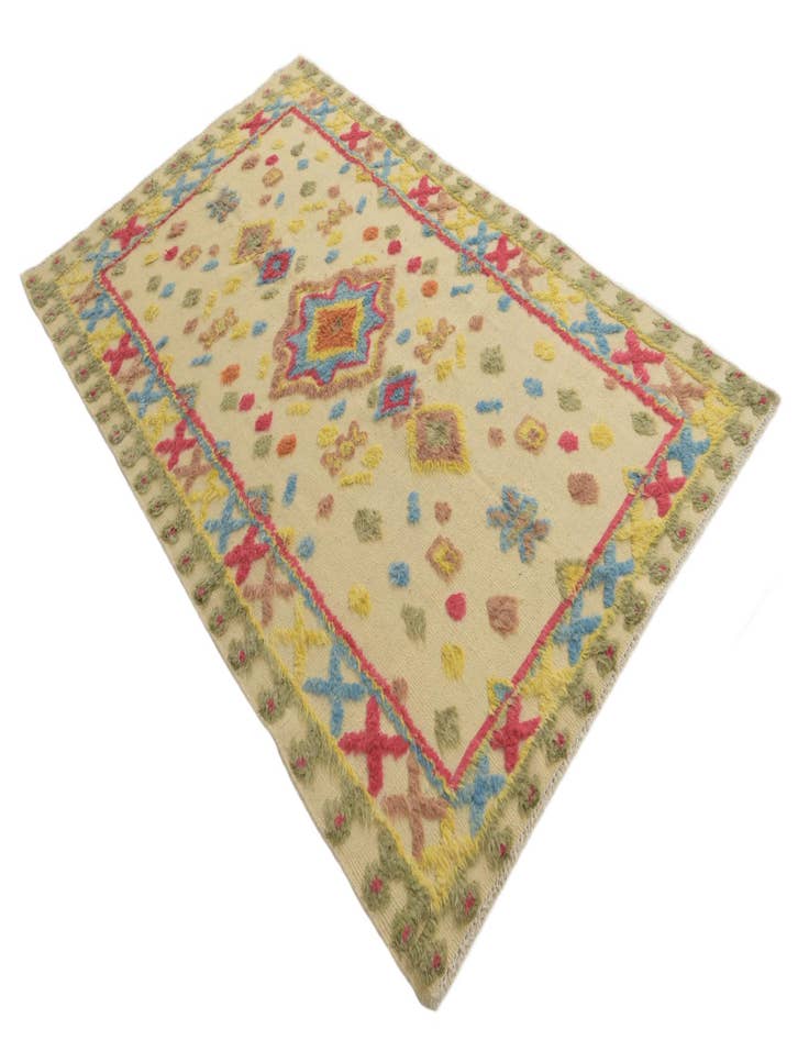 Detail image of  5' x 8' 4  Hand Knotted Darya Wool Rug