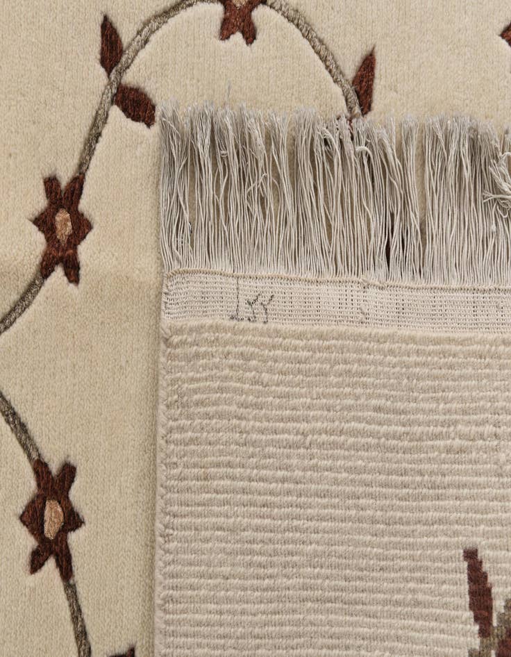 Detail image of  8' 2 x 11' 6  Hand Knotted Darya Wool Rug