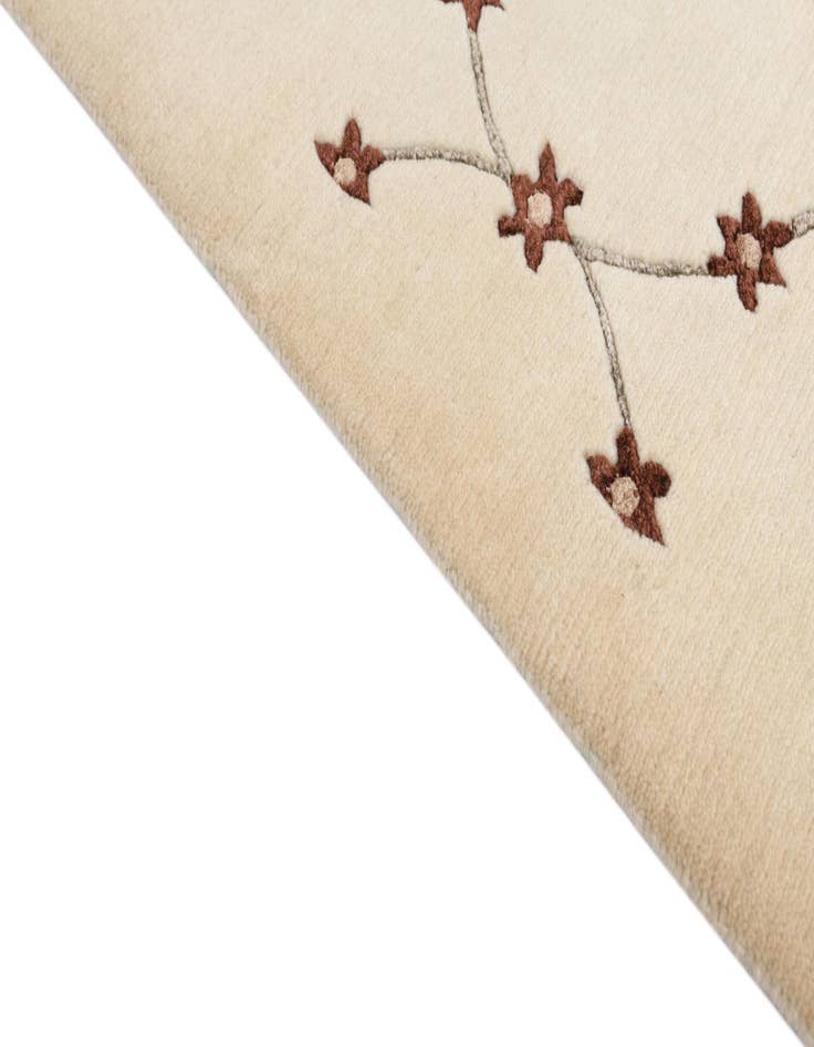 Detail image of  8' 2 x 11' 6  Hand Knotted Darya Wool Rug