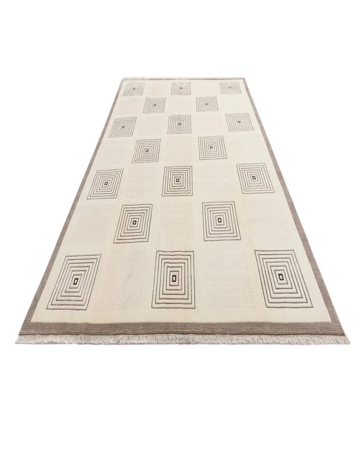 Detail image of  8' 1 x 11' 7  Hand Knotted Darya Wool Rug