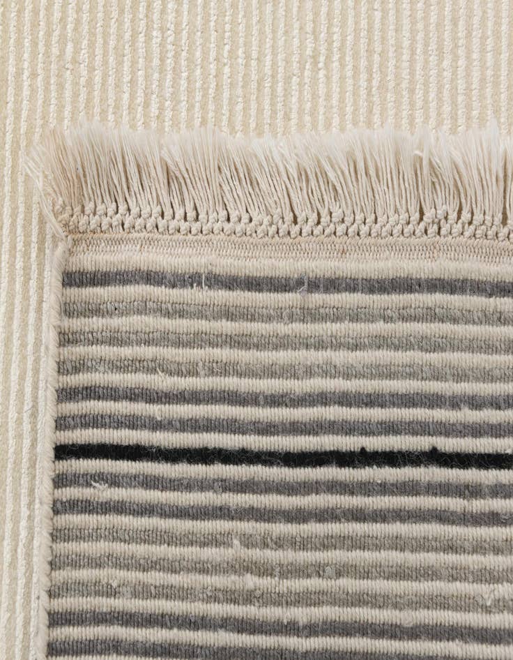 Detail image of  9' 7 x 12' 10  Hand Knotted Darya Wool Rug