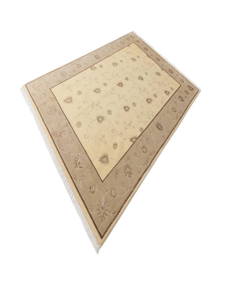 Detail image of  6' 8 x 9' 8  Hand Knotted Darya Wool Rug