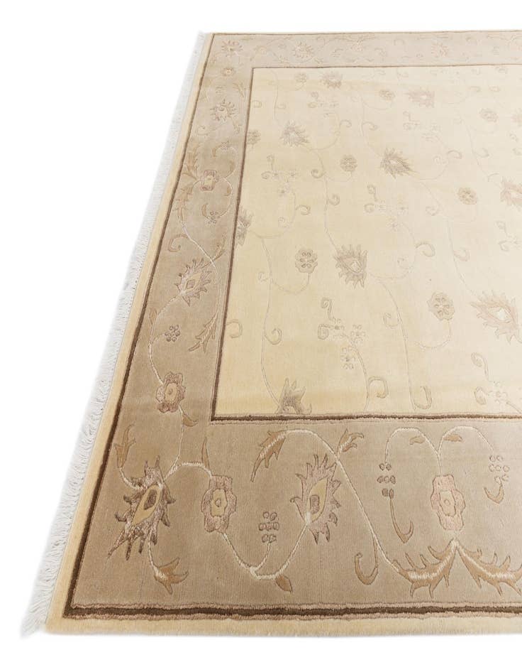 Detail image of  6' 8 x 9' 8  Hand Knotted Darya Wool Rug