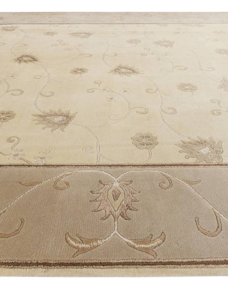 Detail image of  6' 8 x 9' 8  Hand Knotted Darya Wool Rug