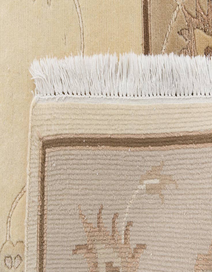 Detail image of  6' 8 x 9' 8  Hand Knotted Darya Wool Rug