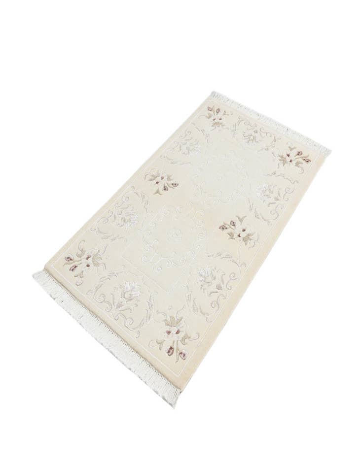 Detail image of  2' 9 x 4' 8  Hand Knotted Darya Wool Rug