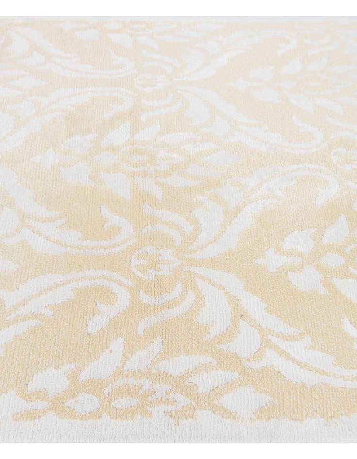 Detail image of  2' 11 x 4' 11  Hand Knotted Darya Wool Rug