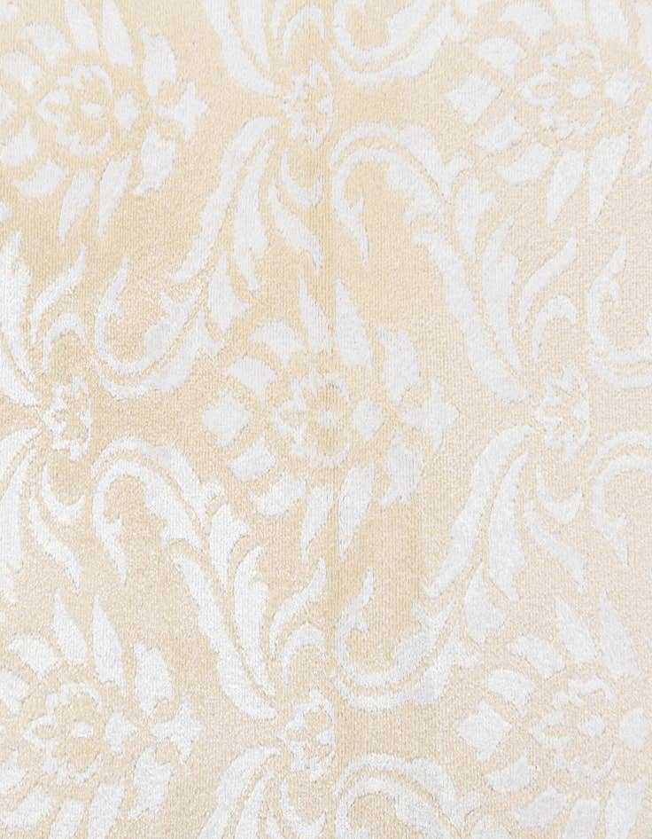 Detail image of  2' 11 x 4' 11  Hand Knotted Darya Wool Rug