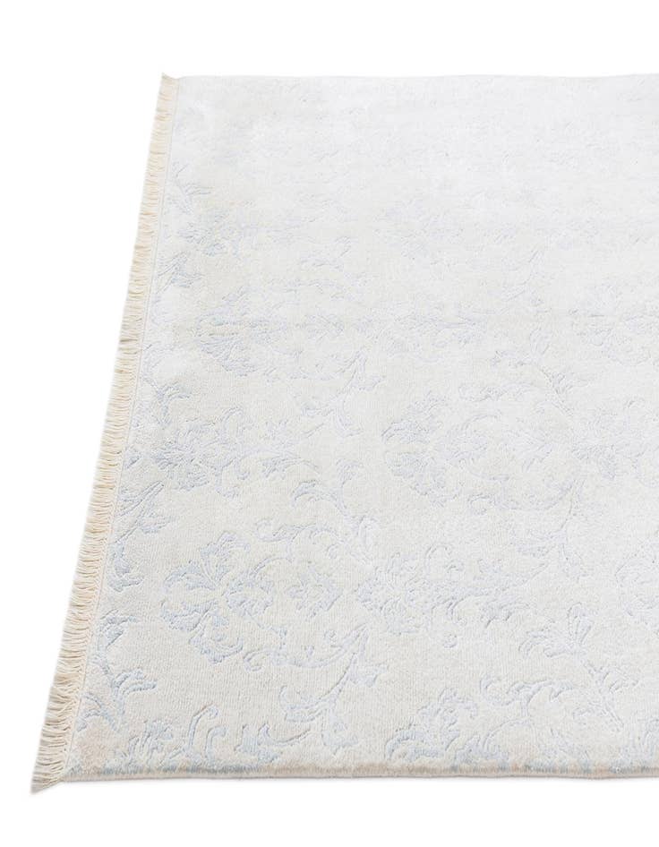 Detail image of  5' 7 x 7' 8 Darya Rug