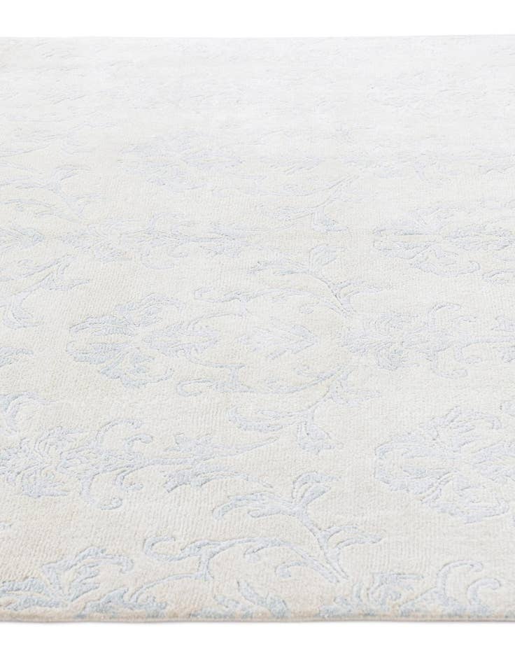 Detail image of  5' 7 x 7' 8 Darya Rug