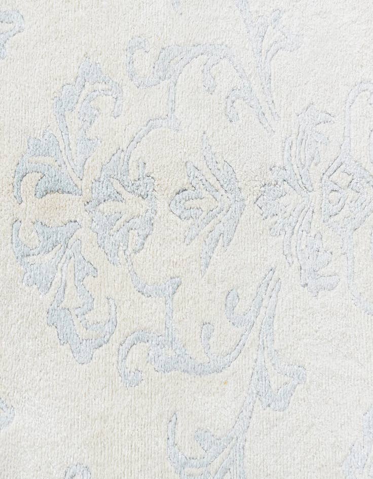 Detail image of  5' 7 x 7' 8 Darya Rug