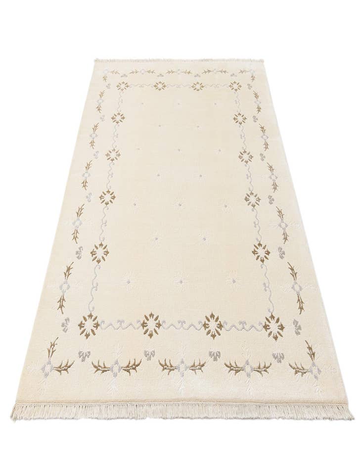 Detail image of  5' 7 x 8' Darya Rug