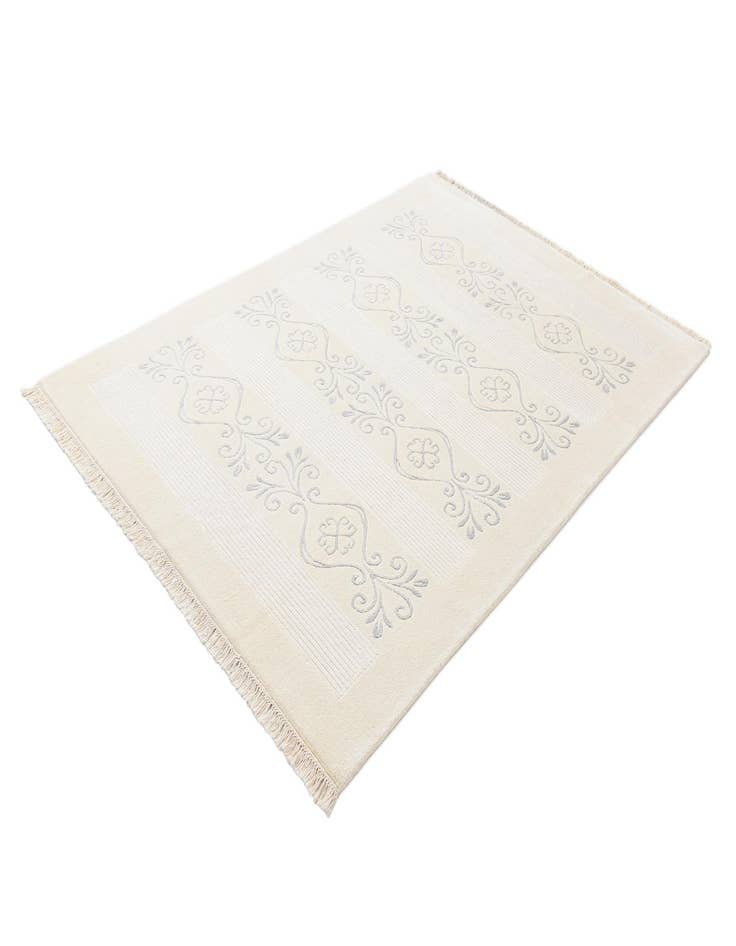 Detail image of  5' 7 x 8' Darya Rug