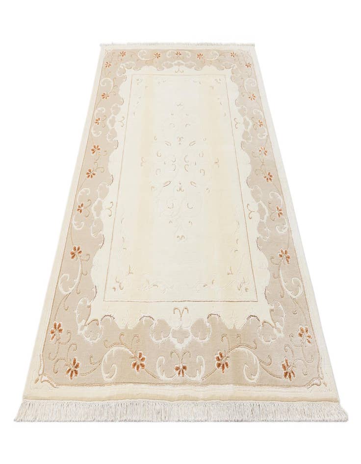 Detail image of  5' 7 x 8' Darya Rug