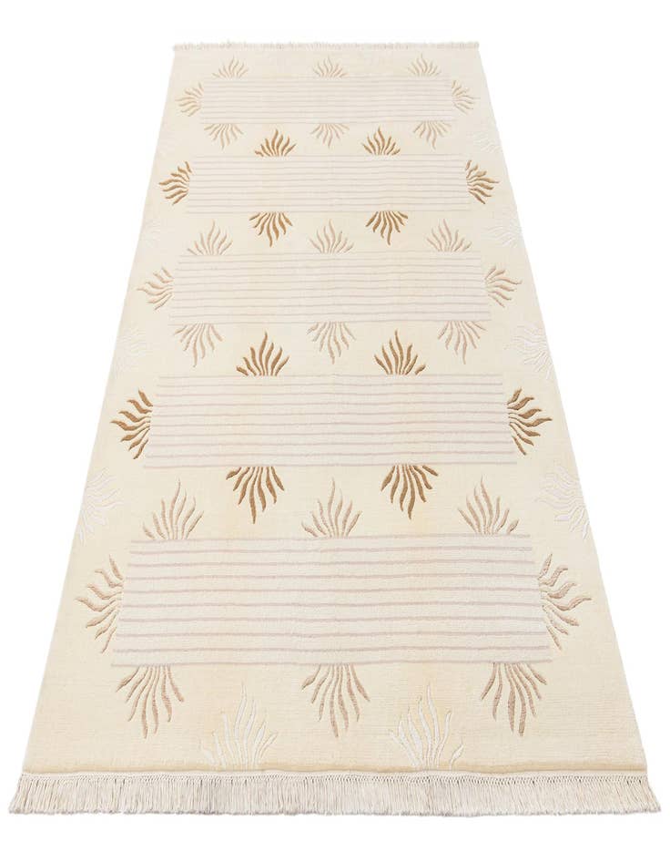 Detail image of  5' 7 x 7' 10 Darya Rug