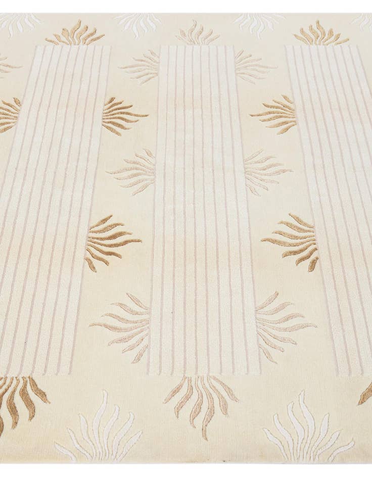 Detail image of  5' 7 x 7' 10 Darya Rug