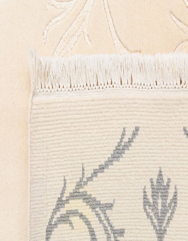 Detail image of  5' 6 x 7' 10  Hand Knotted Darya Wool Rug