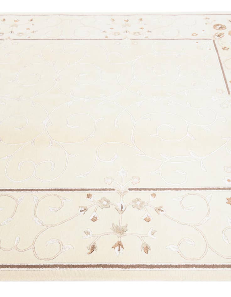 Detail image of  5' 7 x 7' 10  Hand Knotted Darya Wool Rug