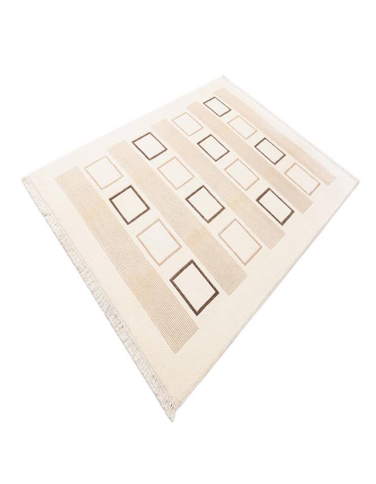 Detail image of  5' 8 x 8' 2  Hand Knotted Darya Wool Rug