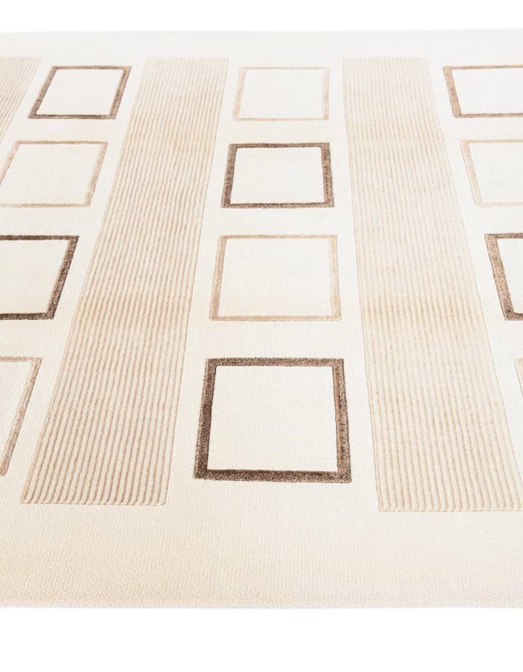 Detail image of  5' 8 x 8' 2  Hand Knotted Darya Wool Rug