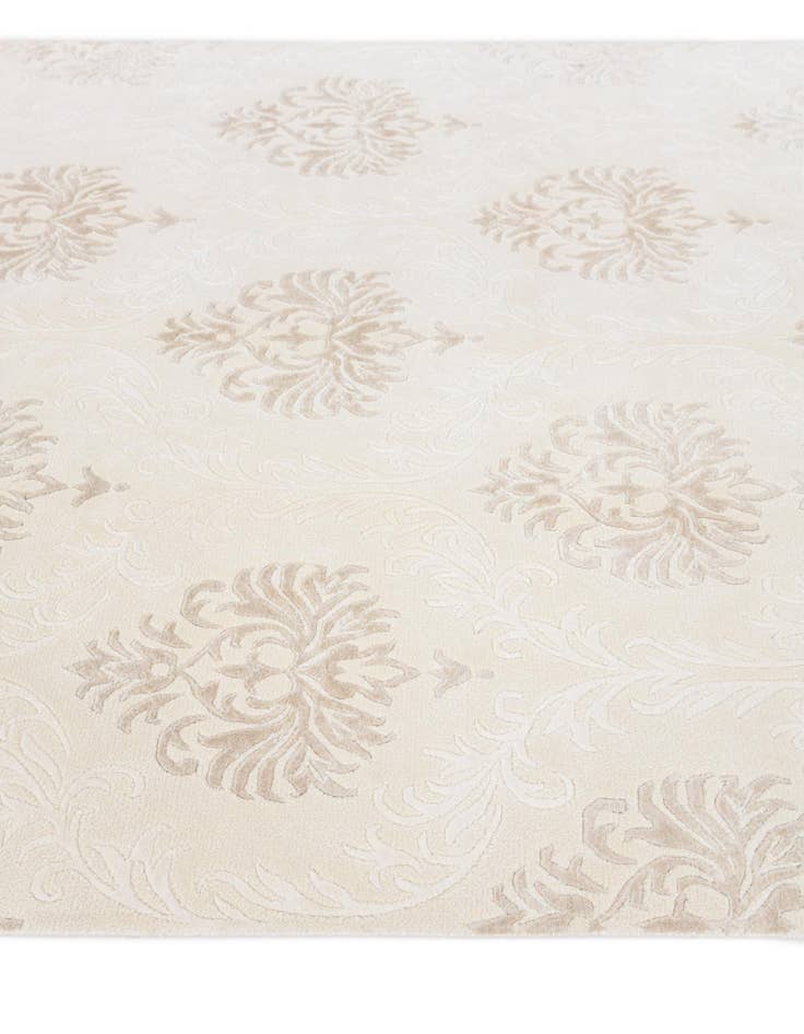 Detail image of  5' 7 x 8'  Hand Knotted Darya Wool Rug