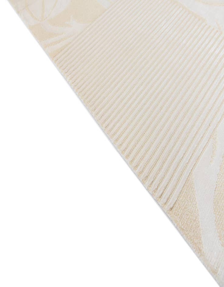 Detail image of  5' 7 x 8'  Hand Knotted Darya Wool Rug