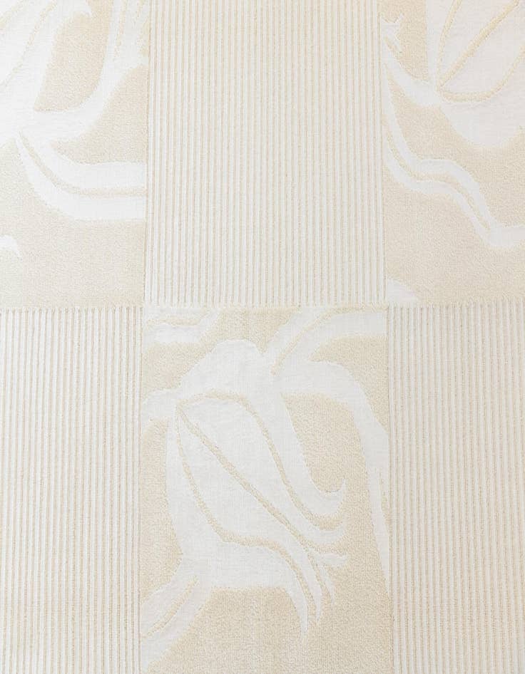 Detail image of  5' 7 x 8'  Hand Knotted Darya Wool Rug