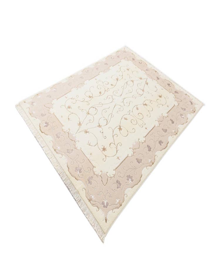 Detail image of  5' 7 x 7' 10  Hand Knotted Darya Wool Rug