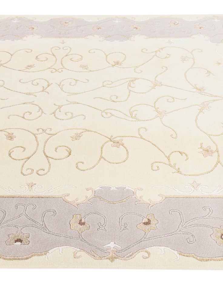 Detail image of  5' 9 x 7' 10  Hand Knotted Darya Wool Rug